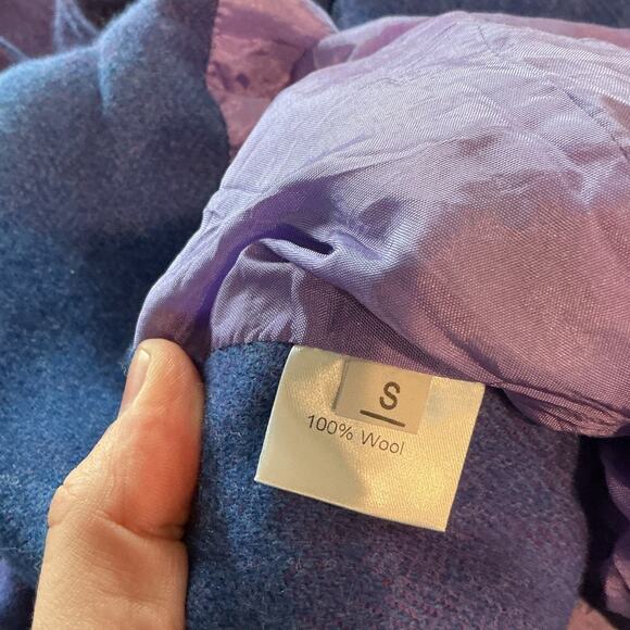 Triona Design Ireland Aoife Irish Tweed Cape Size Small Purple Square Irish Wool - Picture 8 of 15